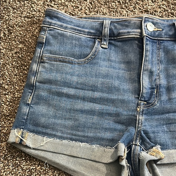 American Eagle Hi Rise Shortie denim shorts size 6 - Picture 3 of 10